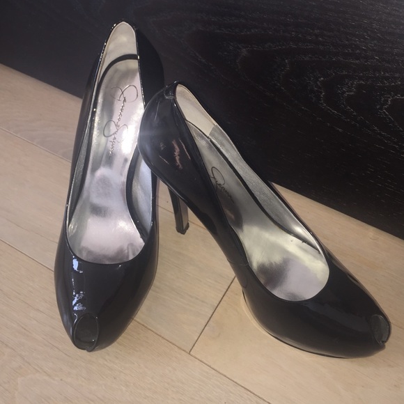 Jessica Simpson heels