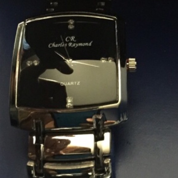 Watch for sale, only the left one is available - Picture 2 of 2