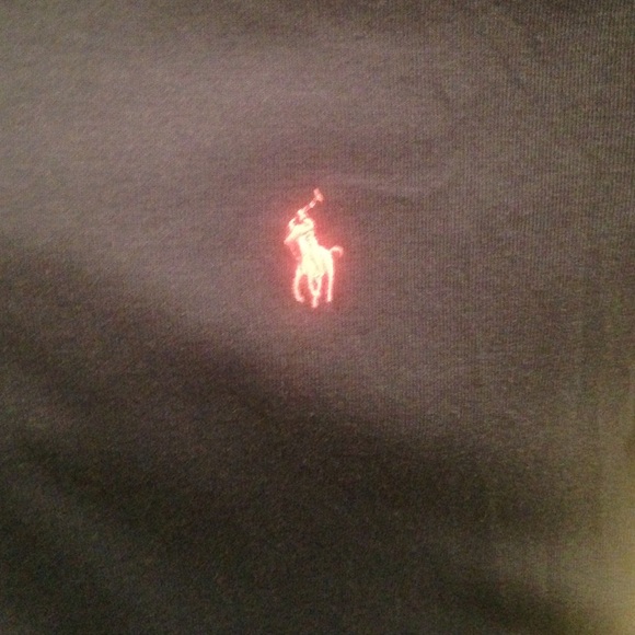 🚫SOLD🚫Polo Navy blue tee - Picture 2 of 3