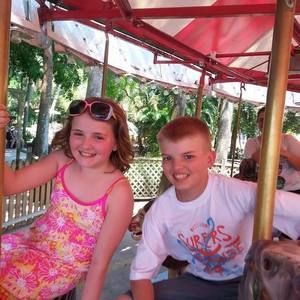 Meet your Posher, Angela