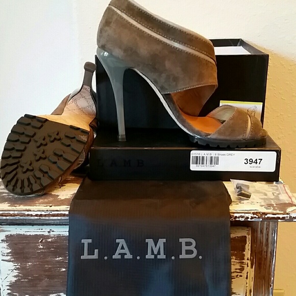 *HOST PICK 3/18/16* L.A.M.B. Sz 8 Gray Palma heels - Picture 2 of 4