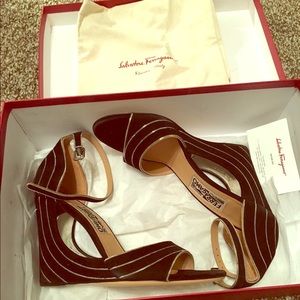 salvatore ferragamo 7.5B in lower price