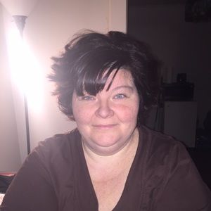 Meet your Posher, Candi