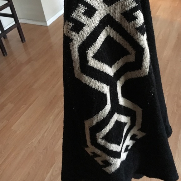 Cute quarter sleeve cardigan, warm and stylish - Picture 2 of 2