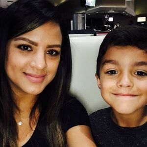 Meet your Posher, Mayra