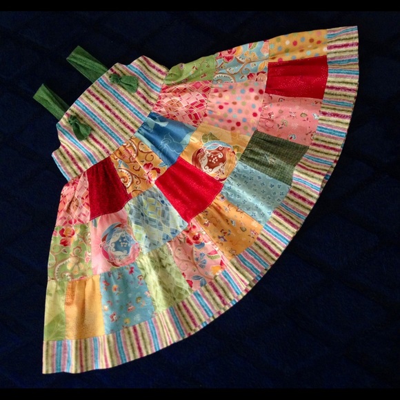 Meet your Posher, Linda. I sew too ;-) - Picture 4 of 6