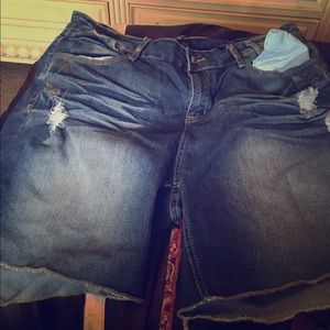 Size 24 Denim Bermuda shorts