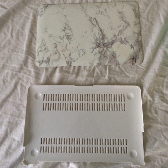 Marble 11 inch MacBook Air protective case.