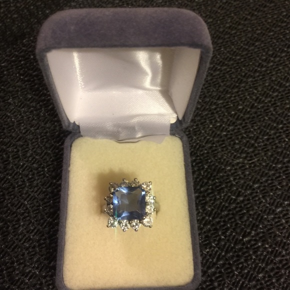 Ring - Picture 2 of 2