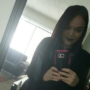 Meet your Posher, Tiffany