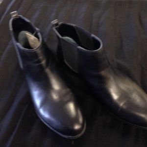 New size 8 leather booties from Franco Sarto