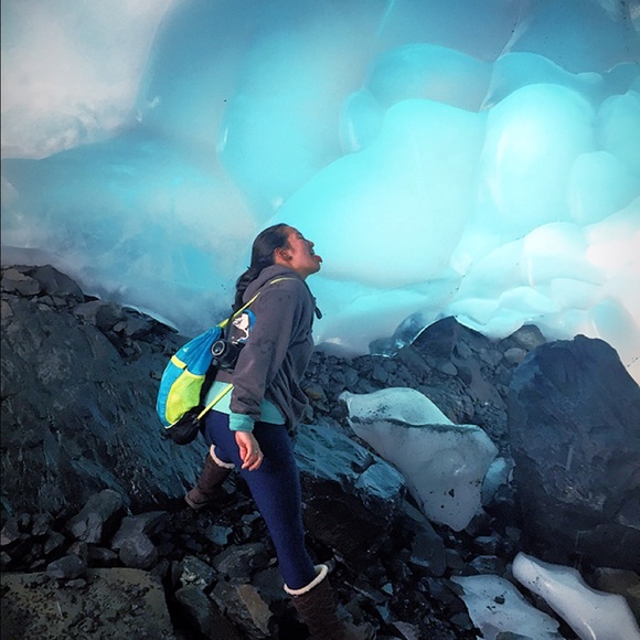 Meet your Posher, Ruth - Picture 3 of 5