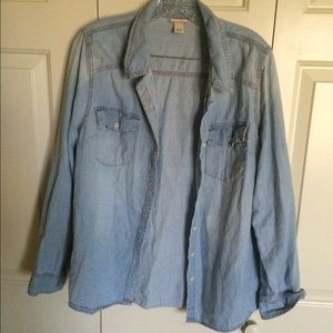 Mossimo light wash denim shirt