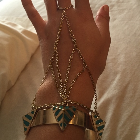 Hand Chain - Picture 3 of 3