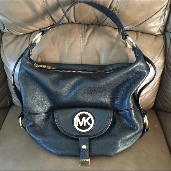 Large Black Michael Kors Fulton- Great Condition!