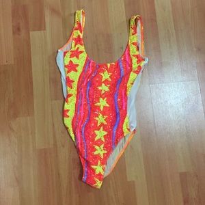 Bathing suit/ Body suit