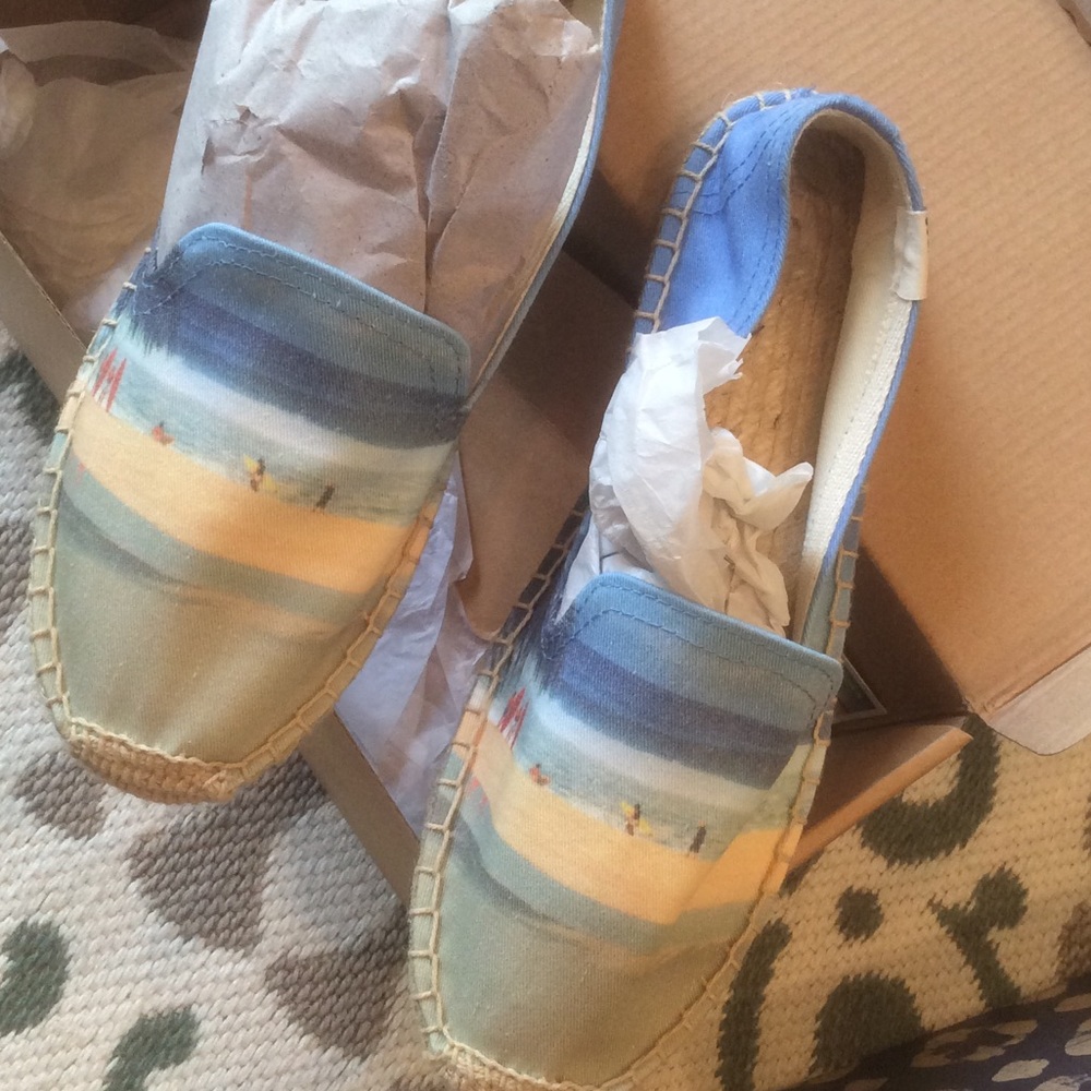 Soludos "Pipeline" Surf Espadrille from Urban - Picture 7 of 8