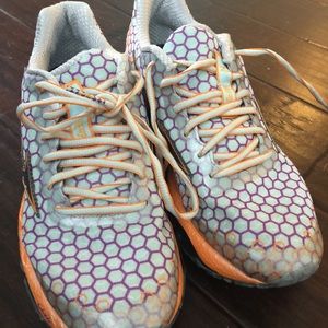 EUC Mizuno Wave Prophecy 3 running shoes