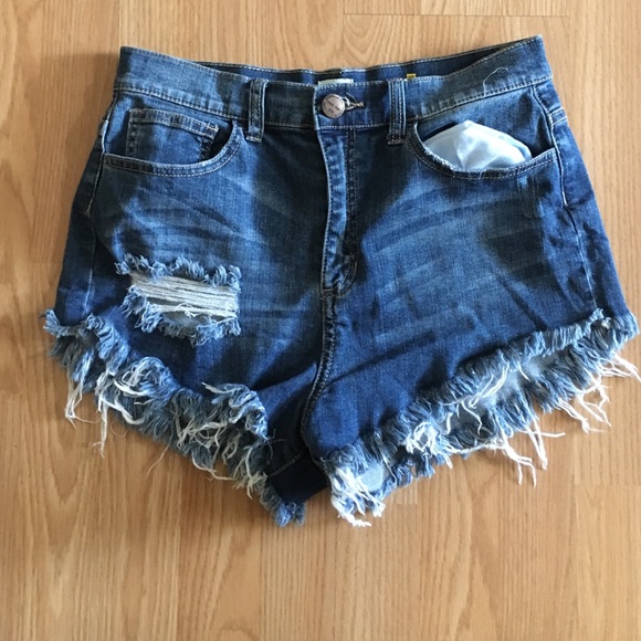 Shorts 😍😍😍 - Picture 1 of 1