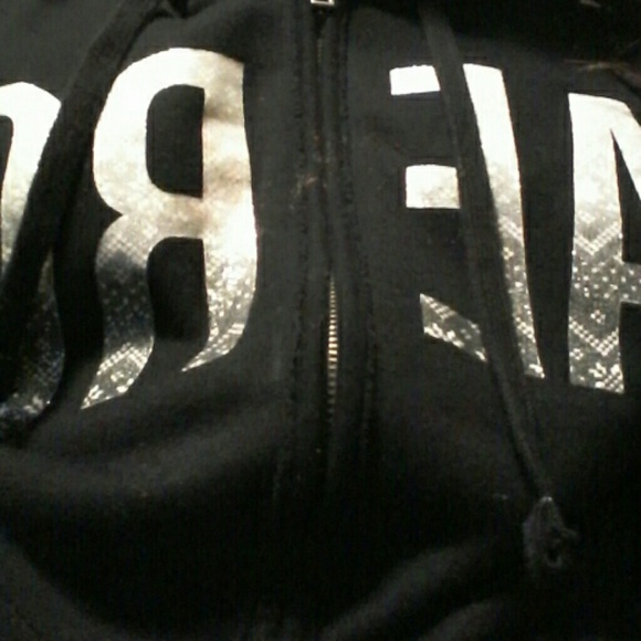 Sweater - Picture 2 of 2