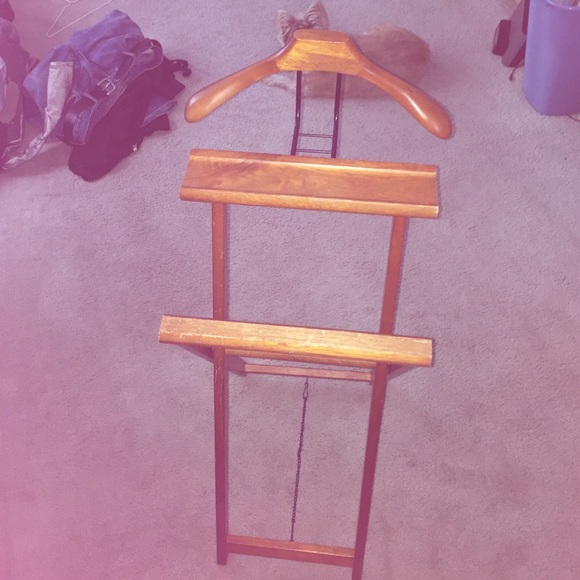 Clothing rack
