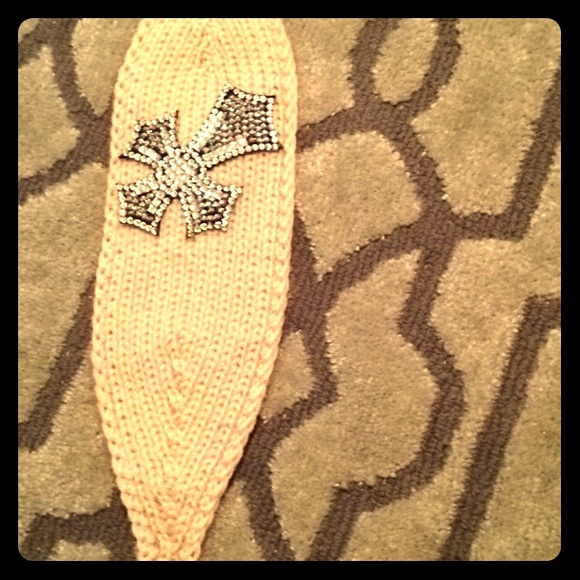 Super cute ear warmer