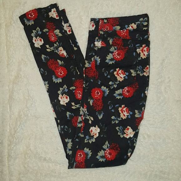 Floral print level 99 jeans.