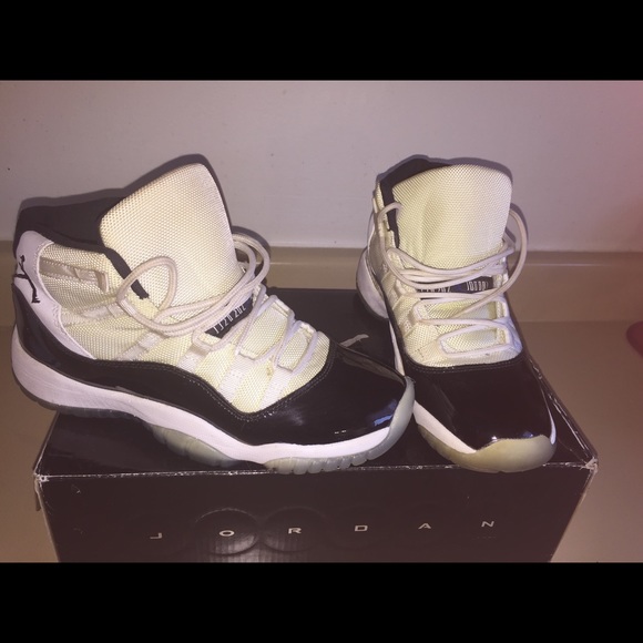 air Jordan's retro 11