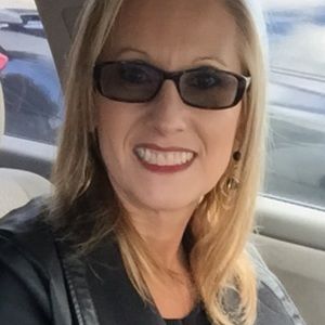 Meet your Posher, Rhonda