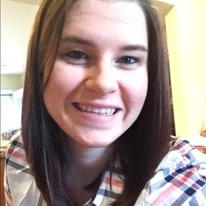 Meet your Posher, Casey