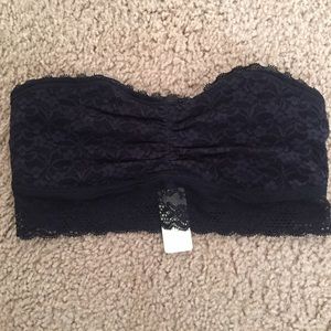 🆕 Black lace bandeau from Aerie