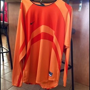 Nike MENS training shirt