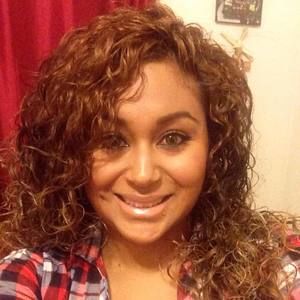 Meet your Posher, Jacqueline