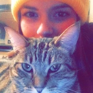 Meet your Posher, Sara