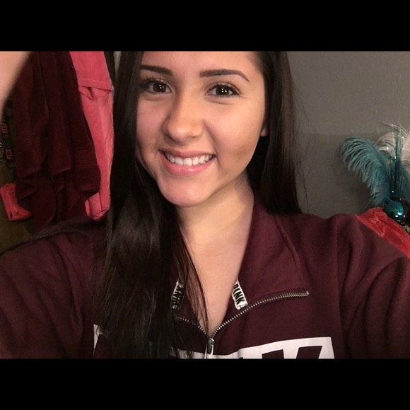 Meet your Posher, Jaylin - Picture 1 of 1