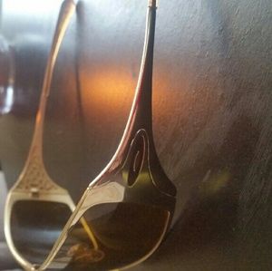 Women's Oakley Dart sunglasses