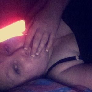 Meet your Posher, Adrienna