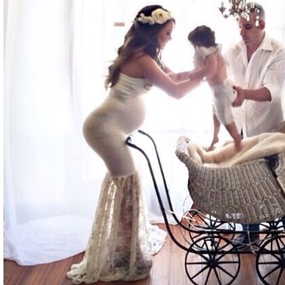 As seen on Jennifer Stano Maternity Gown!