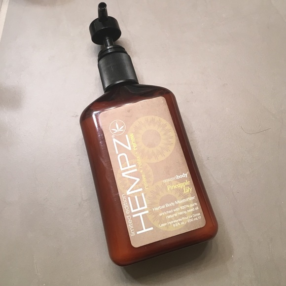 Hempz Other - RARE HEMPZ!!!❤️
