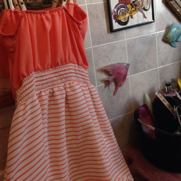 Xhilaration dress - Picture 4 of 4