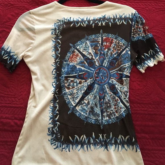 Styled top - Picture 2 of 2