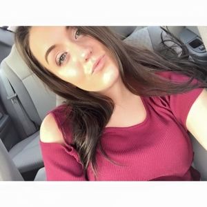 Meet your Posher, Kellie