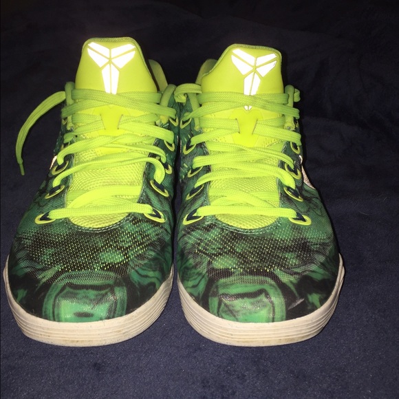 kobe 9 lows easter edition - Picture 1 of 1