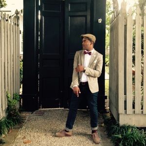 Meet your Posher, Troy