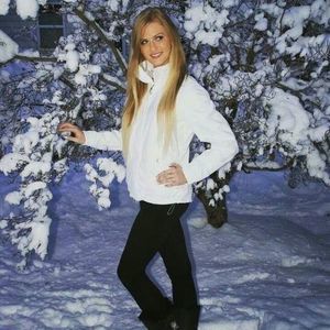 Meet your Posher, Bria