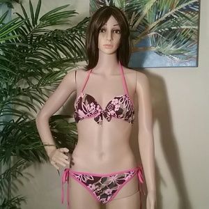 All my swimwear are new,never worn.