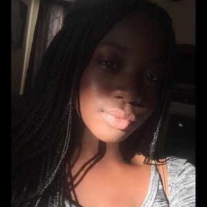 Meet your Posher, Biola