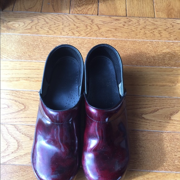Bot from posh-too big - lots of wear left