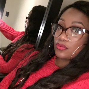 Meet your Posher, Anissa