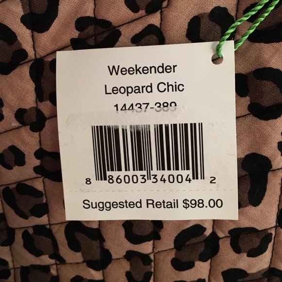 NWT! Vera Bradley Weekender in Leopard Chic - Picture 2 of 4